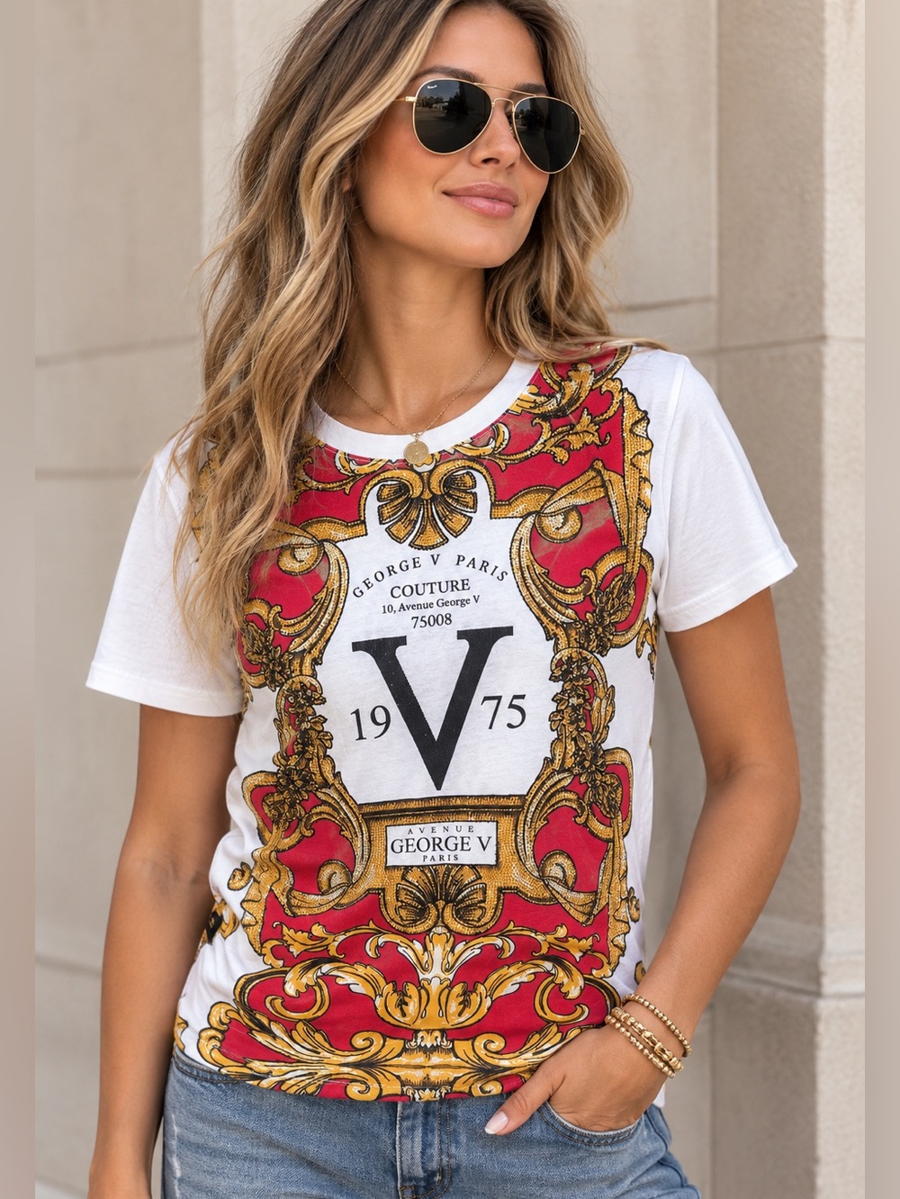 Avenue George V Paris "GV 1975 Baroque" T-Shirt